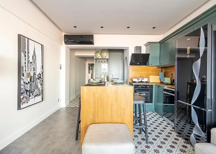 Sevim With A Sea View In Nisantasi Istanbulská provincie