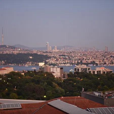 Апартаменты Sevim With A Sea View In Nisantasi *