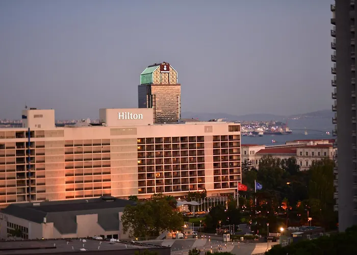Sevim With A Sea View In Nisantasi شقة
