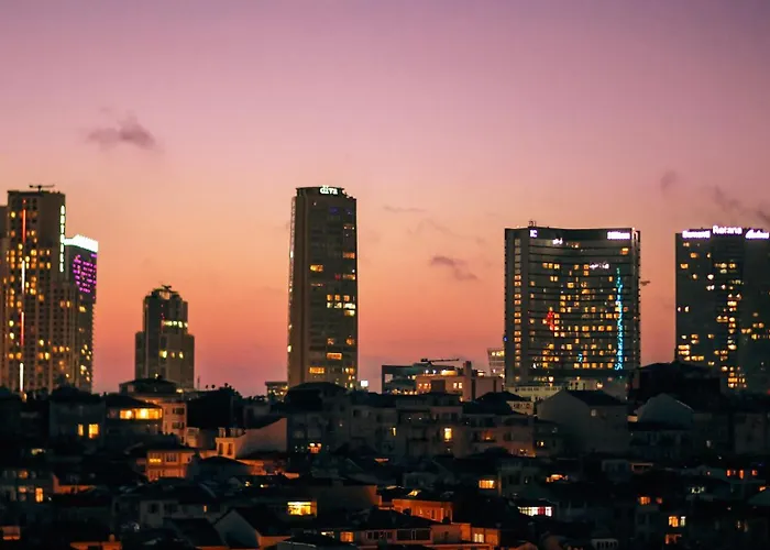 Sevim With A Sea View In Nisantasi * اسطنبول