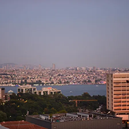 Sevim With A Sea View In Nişantaşı Daire