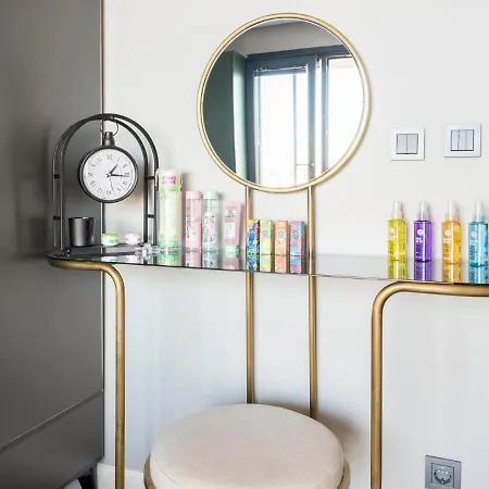 Sevim With A Sea View In Nişantaşı * İstanbul